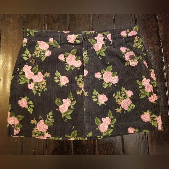 Y2K WILD FABLE CORDUROY MINI SKIRT FLORAL POCKETS ROSE 🌹 SUMMER SEXY DATE NIGHT - Picture 2 of 5